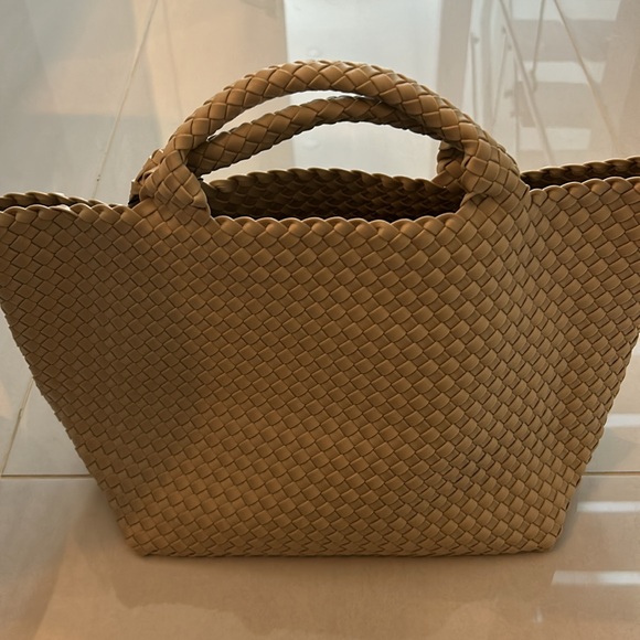 Naghedi new with tags medium St. Barths tote in Ecru - Picture 6 of 10